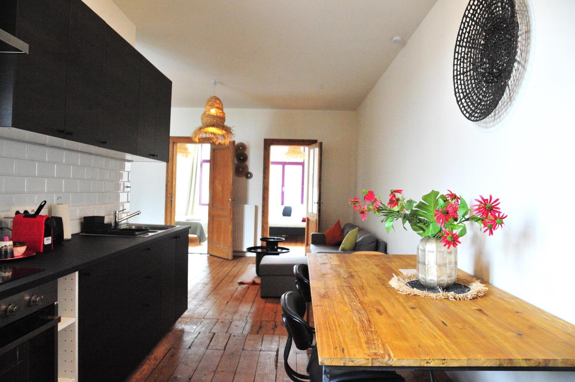 Boho Apartments - 2 Bedrooms Antwerpen Bagian luar foto